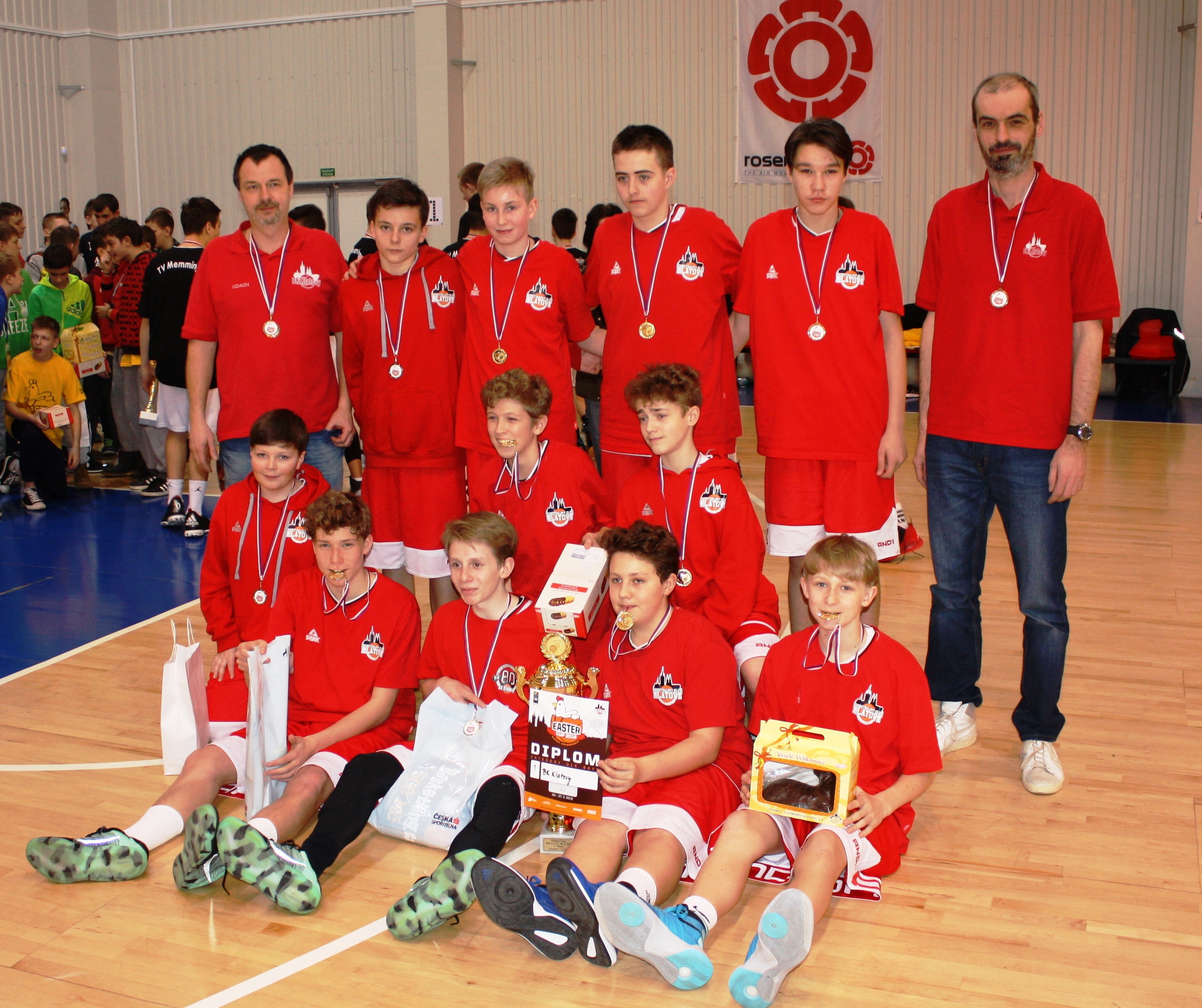Po historickém vítězství na Easter Cupu 2016 vybojovali kluci U14 i další obrovský úspěch, když postoupili z předkola na závěrečný turnaj 8 nejlepších týmů ČR !