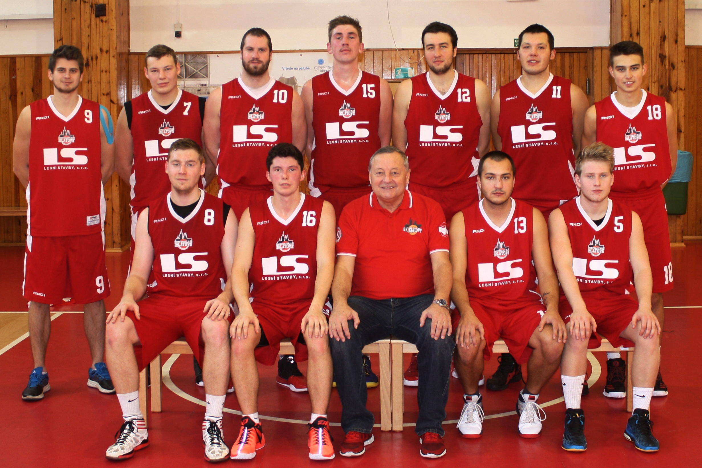 BK Klatovy, muži „A“, sezóna 2015/2016 Stojící zleva: 9 Sazama, 7 Johánek, 10 Kuneš, 15 Nelson, 12 Vondra, 11 Bernas „C“, 18 Chobot. Sedící zleva: 8 Dvořák, 16 Křiváček, trenér Ing.Svojanovský, 13 Andrle Jiří, 5 Andrle Jakub. Chybí: Aušprunk, Kříž, Kadlec.