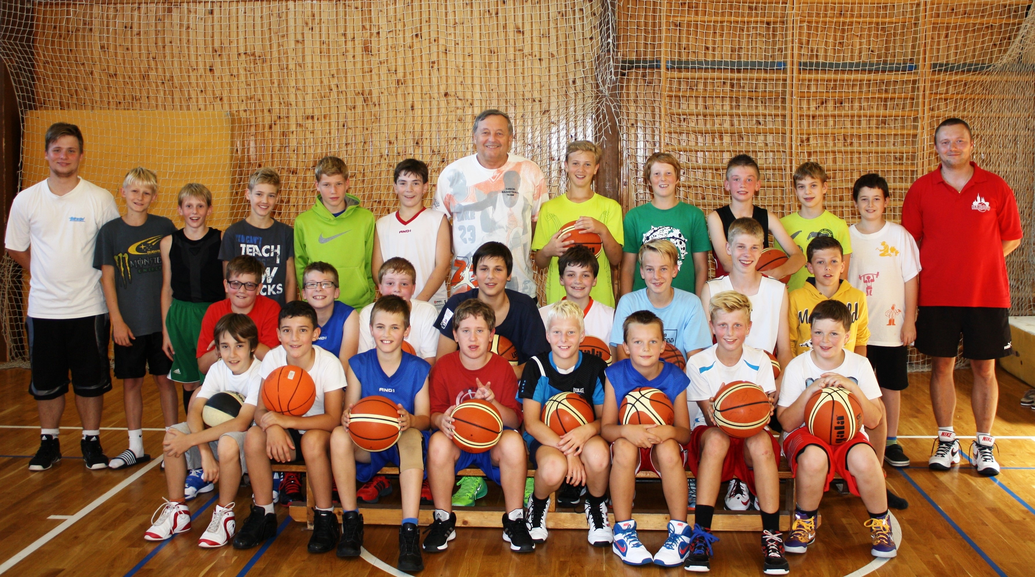 Na fotografii účastníků soustředění ze srpna 2014 najdete řadu hráčů, kteří dnes třeba nastupují v KNBL  (M.Mach v Děčíne), v 1.lize mužů (Šurý, Pytelka, Černý v Písku) i další talentované basketbalisty, kteří šířili či šíří dobré jméno klatovského basketbalu po ČR. A stejně tak i ty, kteří jsou oporami našich týmů mužů a juniorů.
