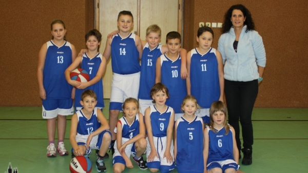 PRVNÍ ZÁPAS JANOVICKÝCH ŠKOLÁKŮ