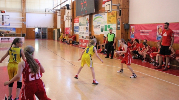 Druhý den NF U12 dívek v hale BK na Husáku