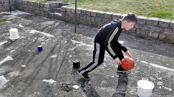 Další se připojili