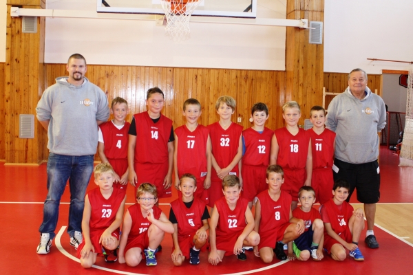 Ve své první mistrovské sezóně si naši nejmladší minižáci připsali již šesté vítězství.