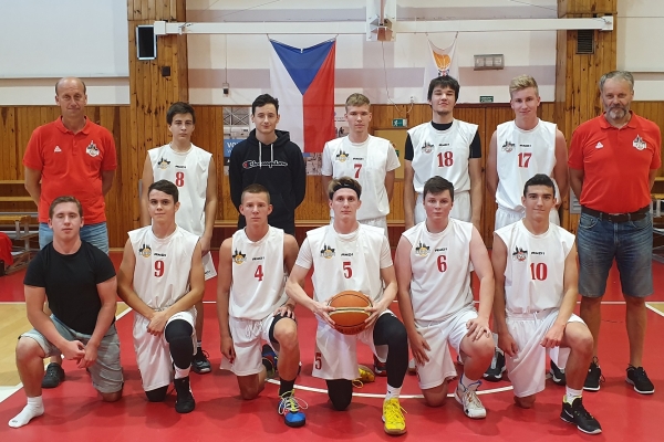 Junioři BK Klatovy před zápasem s Loko Plzeň