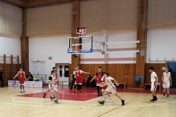 Účel světí prostředky. I Sparta sáhla v Klatovech k zóně i přesto, že v Lize U14 je nařízena osobní obrana.