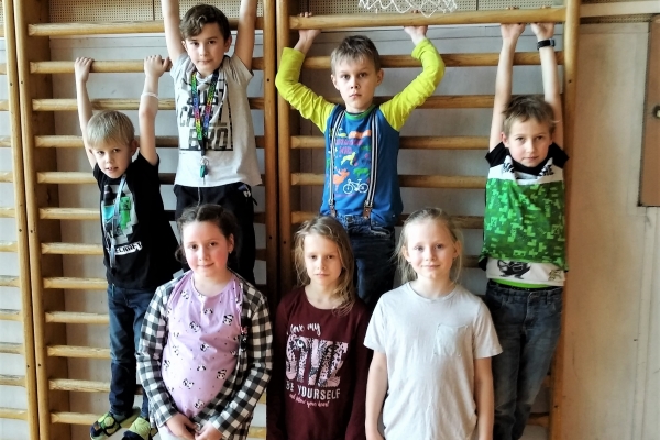 Na ZŠ Plánická běží basketbalový kroužek od října bez přerušení.