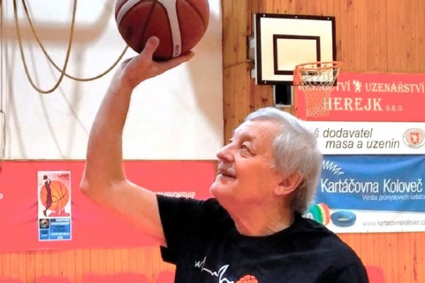 Petr Čeněk pro Trenérský zpravodaj vyzpovídal našeho hlavního trenéra Jindřicha Svojanovského