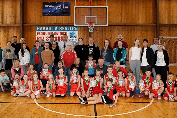 Kompletní klatovská equipa na turnaji v Přešticích.