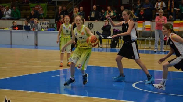 NF 2015 - finále: Hradec Králové - HB Basket