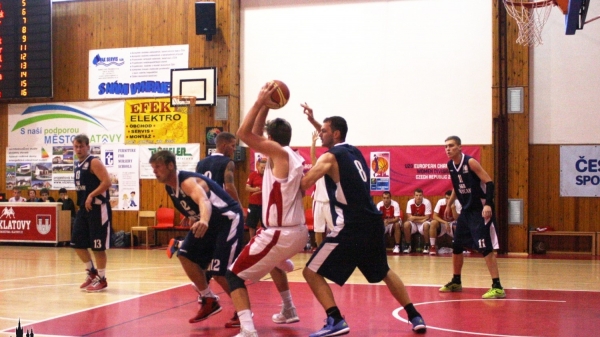 Muži začali vítězstvími.