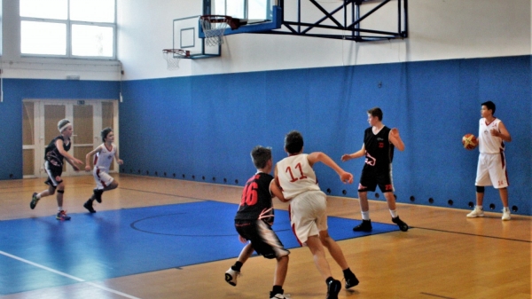 Kluci U13 se střetli v Táboře s pražskými Tygry a táborskými Medvědy.