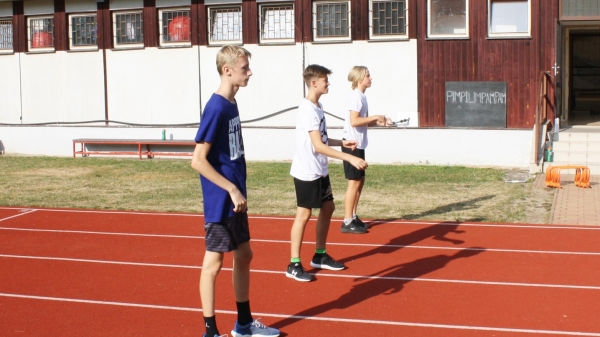 Soustředění U13, U14 a U15 - pondělí = den